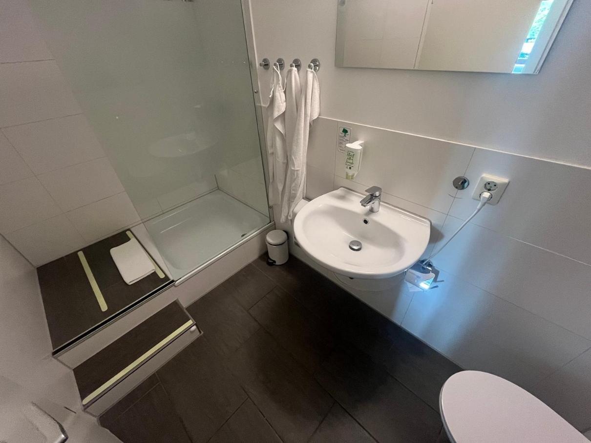 Pension Am Park Руст Экстерьер фото
