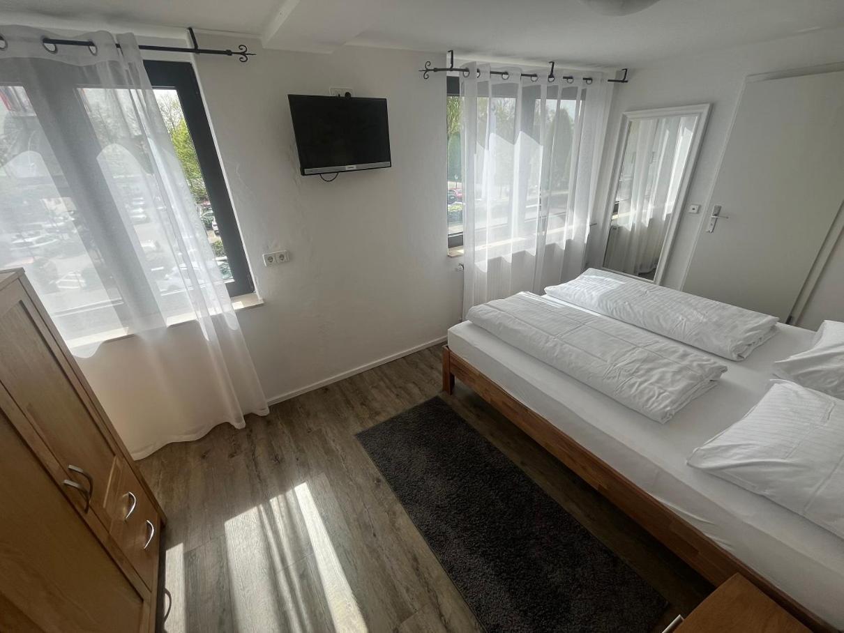 Pension Am Park Руст Экстерьер фото